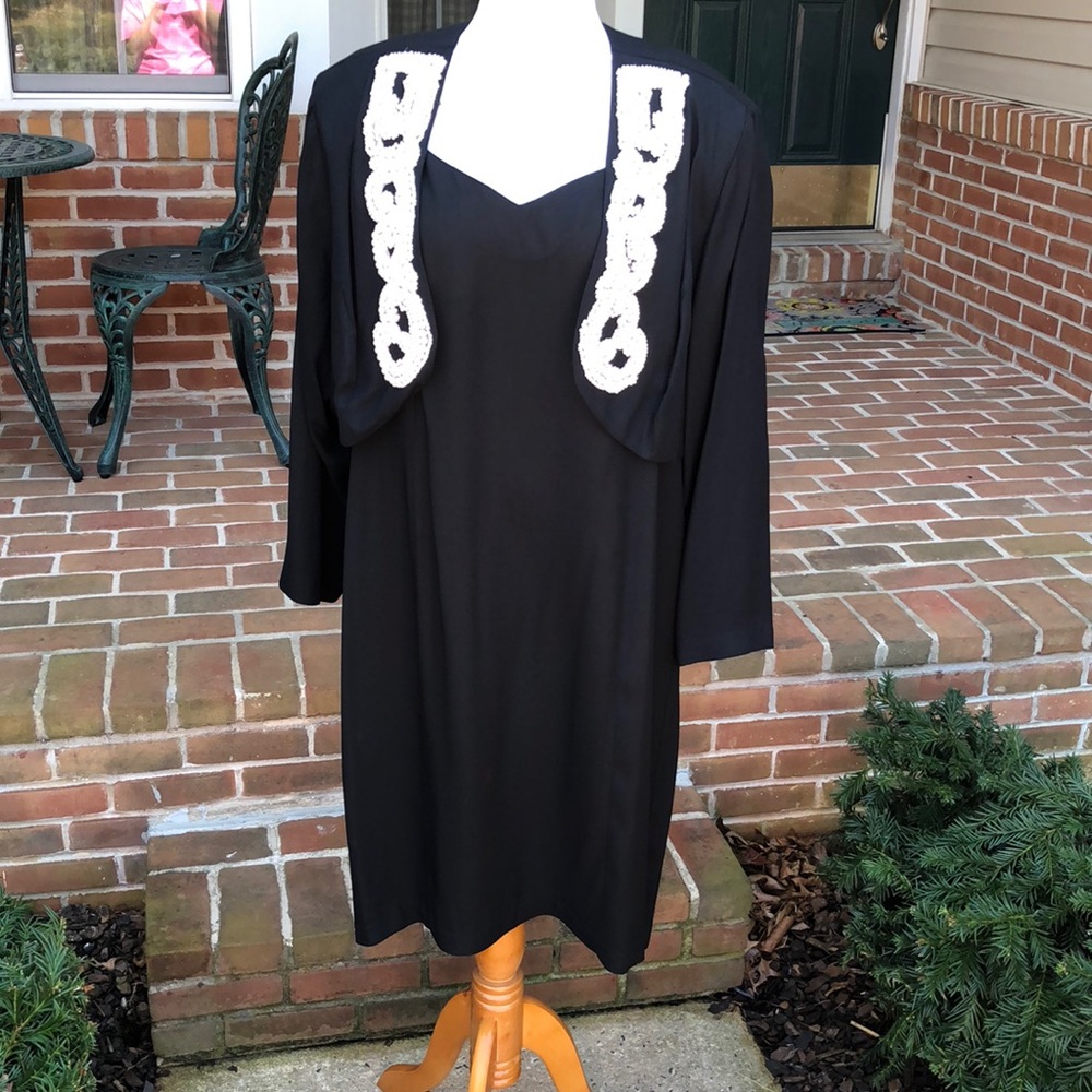 Black cocktail dress 👗